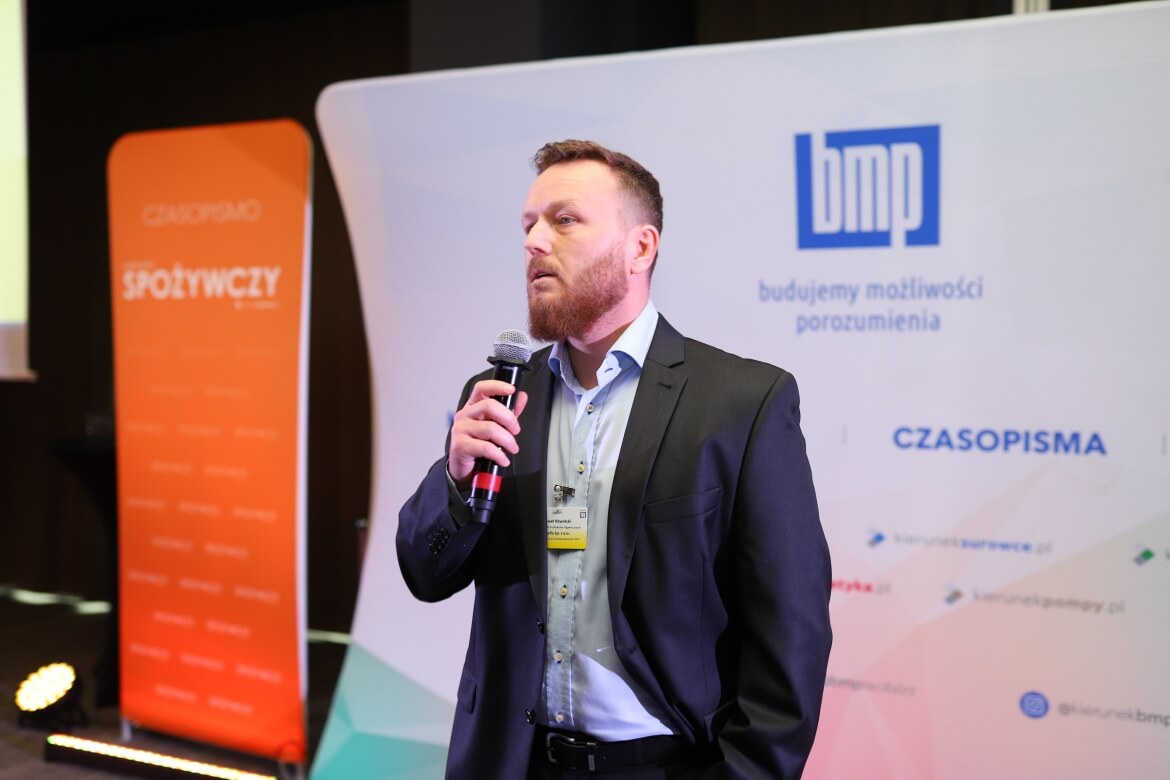 Specjalista ds. technicznych Tapflo Paweł Równicki